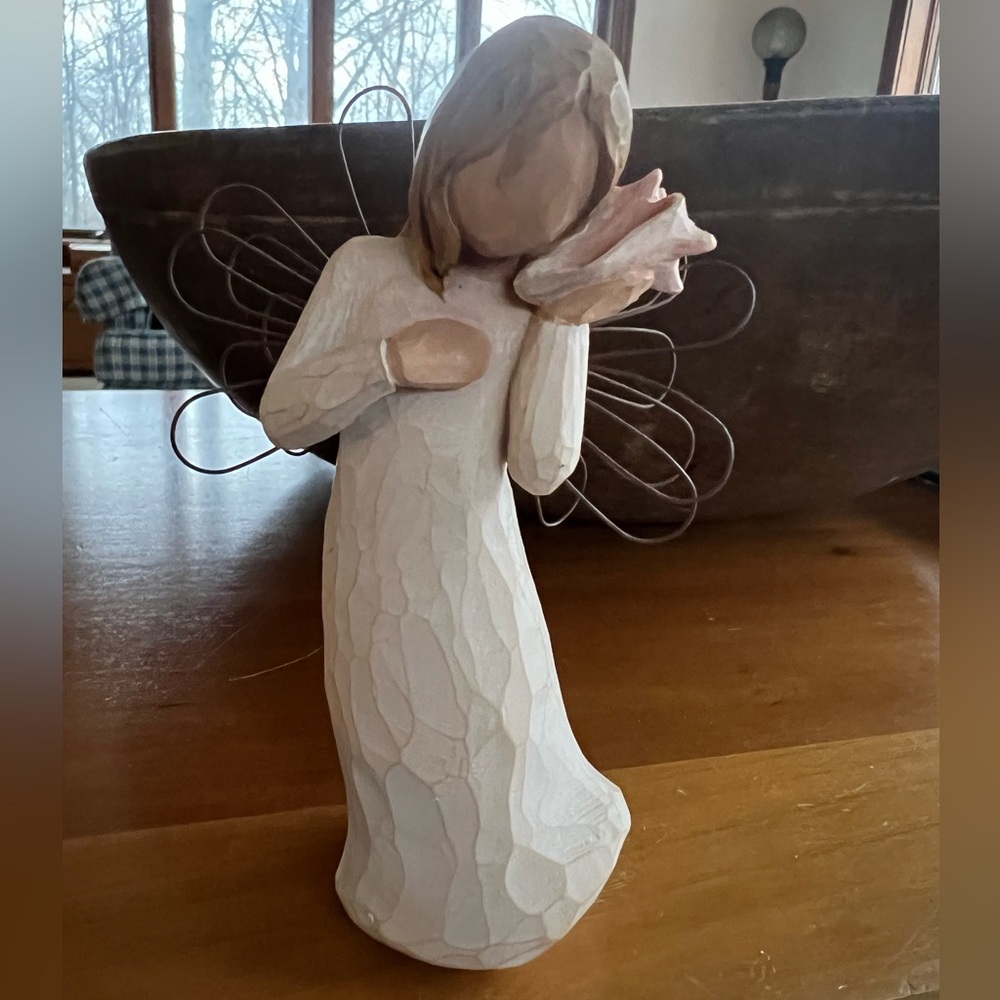 Willlow Tree loving Angel with seashell. In original box.